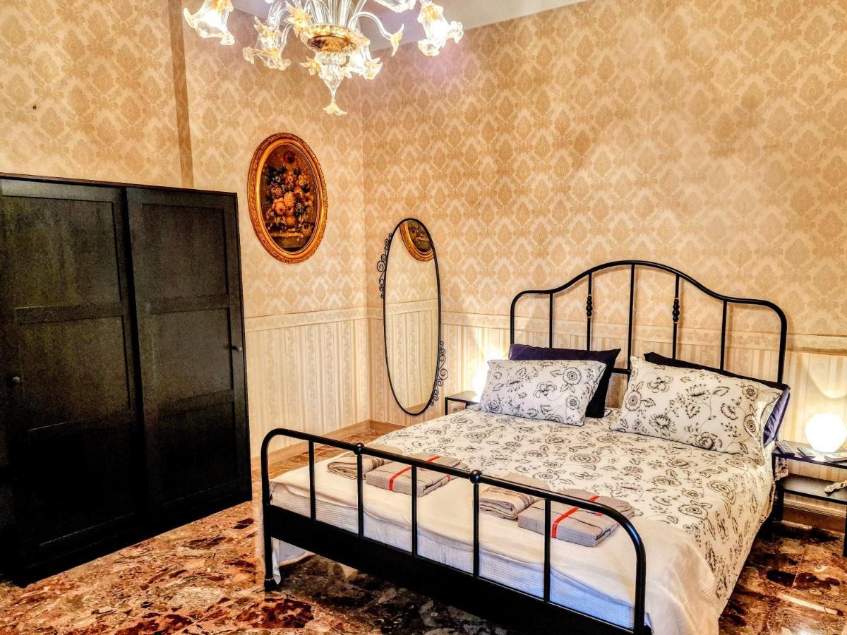 Grazia Guesthouse ローマ エクステリア 写真