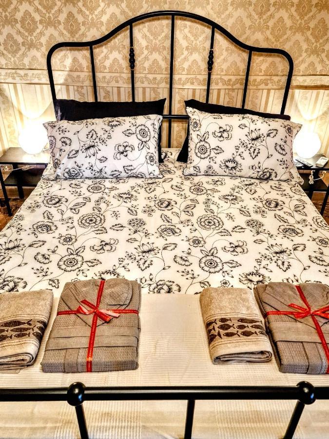 Grazia Guesthouse ローマ エクステリア 写真